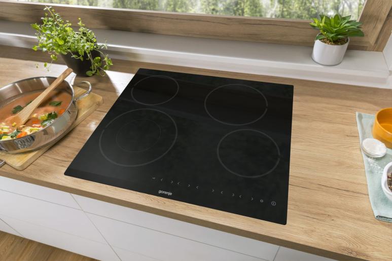 Sklokeramická varná deska Gorenje ECT642BCSCE