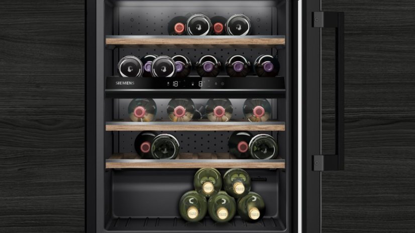 Vinotéka Siemens KU21WAHG0