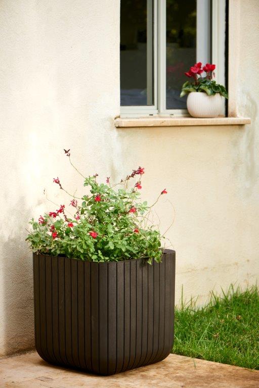 Květináč Keter Cube Planter M whiskey hnědý