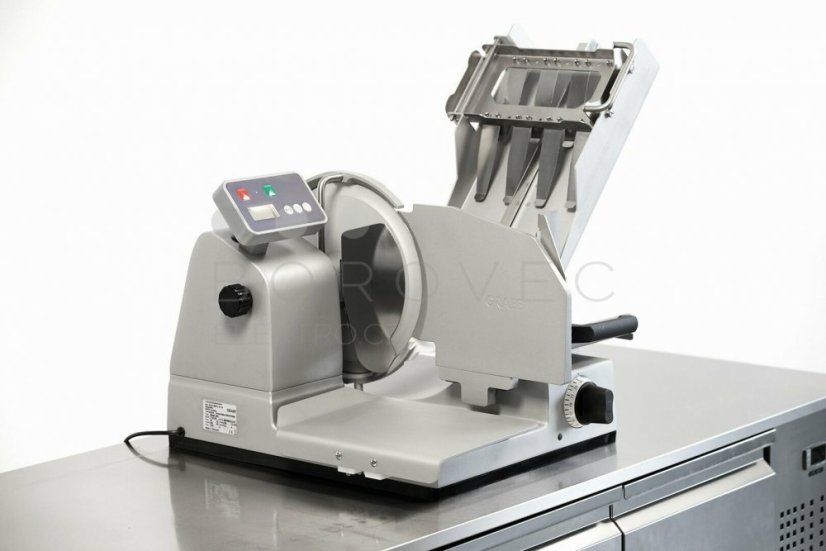 Nářezový stroj Graef Master 3020 W