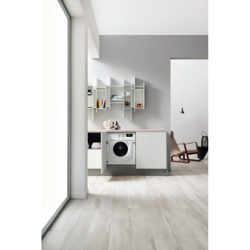 Pračka Whirlpool BIWMWG71483EEUN