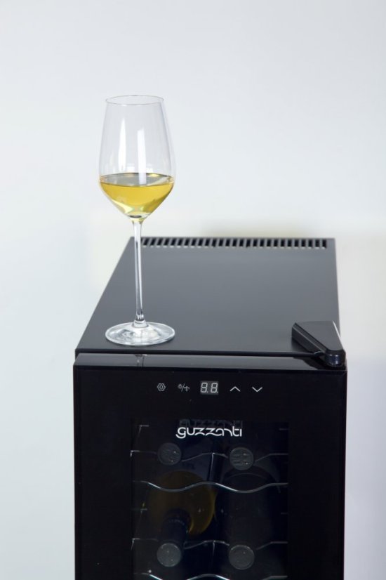 Vinotéka Guzzanti GZ 1226
