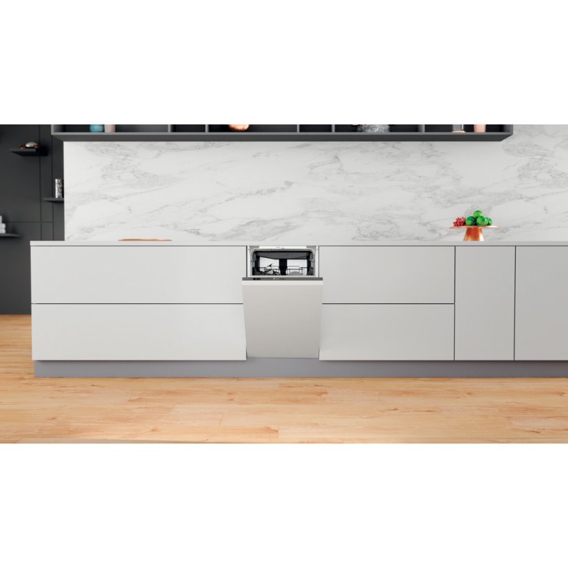 Vestavná myčka nádobí Whirlpool WSIO3O34PFEX