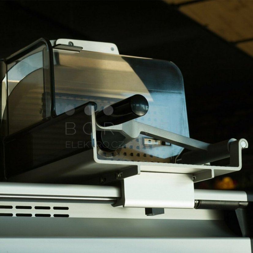Nářezový stroj Graef CONCEPT 25L - nůž CERA 3