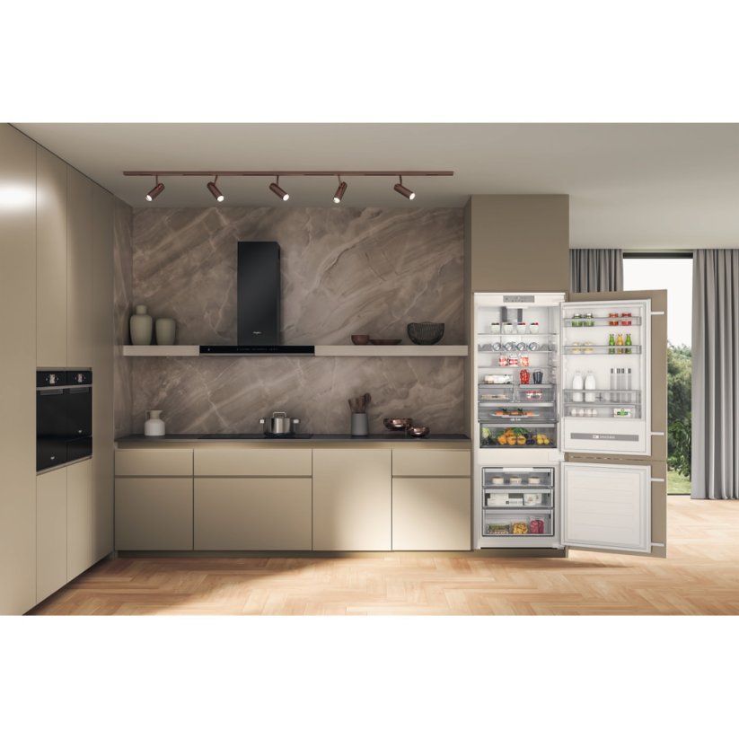 Vestavná chladnička Whirlpool SP40812EU2