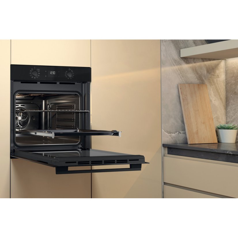 Vestavná trouba Whirlpool OMK58CU1SB