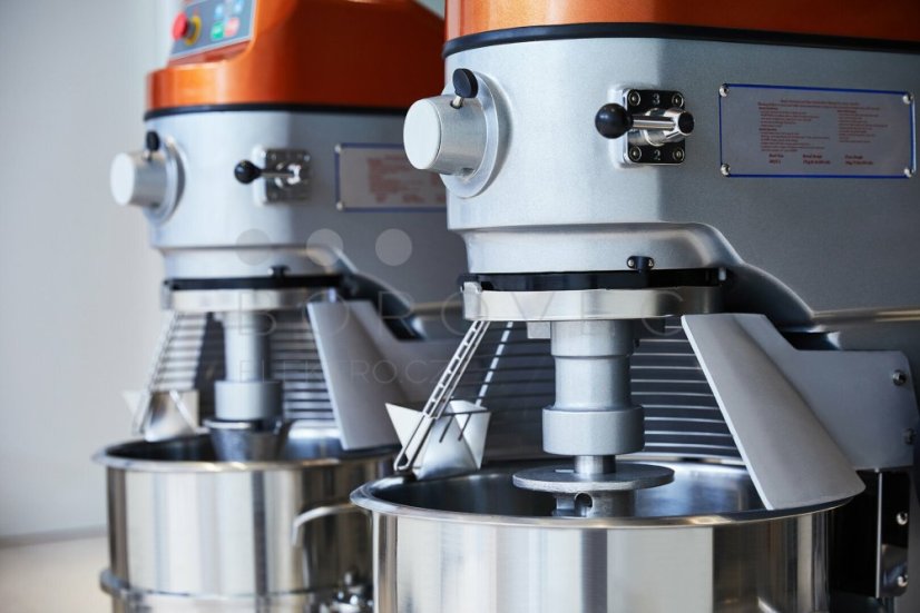 Univerzální kuchyňský robot SPAR SP-60 DIGI