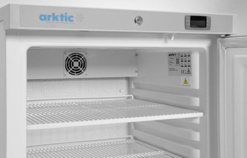 Chladnička Budget Line v bílém lakovaném ocelovém krytu, Arktic, Budget Line, 100L, Bílá, 230V/110W, 637x600x(H)835mm