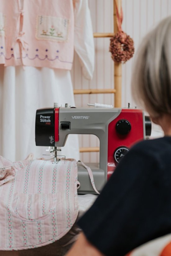 Šicí stroj Veritas Power Stitch PRO