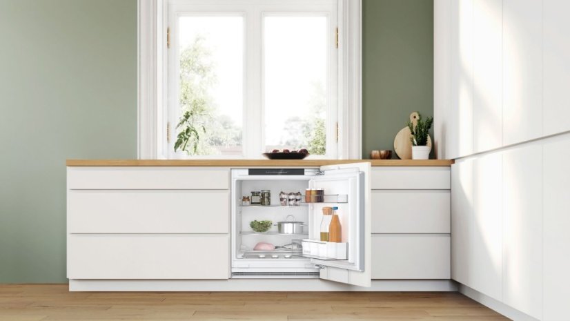 Vestavná monoklimatická chladnička Bosch KUR21VFE0