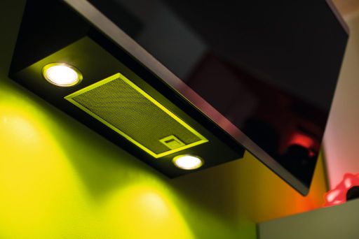 Komínová digestoř Franke FPJ 925 V BK/SS Bílé sklo/Nerez