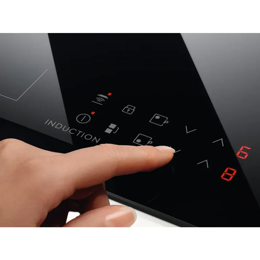 Sklokeramická varná deska Electrolux LHR3233CK