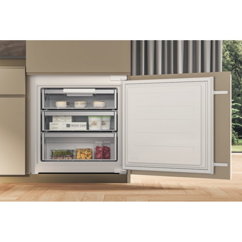 Vestavná chladnička Whirlpool SP40812EU2