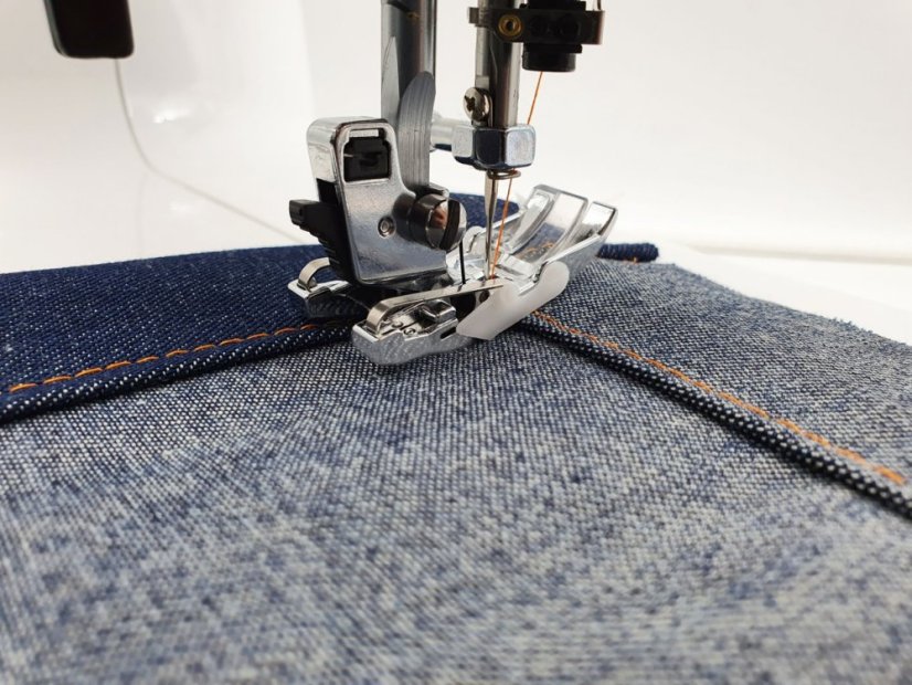 Šicí stroj Veritas Power Stitch 17J