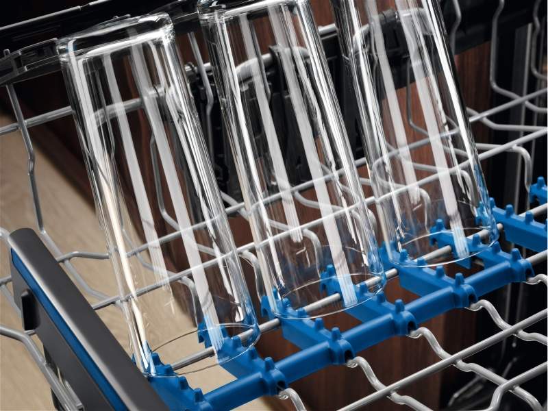 Vestavná myčka nádobí Electrolux 700 PRO GlassCare EEG62310L