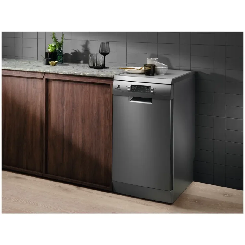 Myčka nádobí Electrolux ESS42220SX