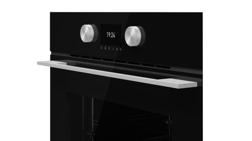 Vestavná trouba Teka HLB 8600 BK