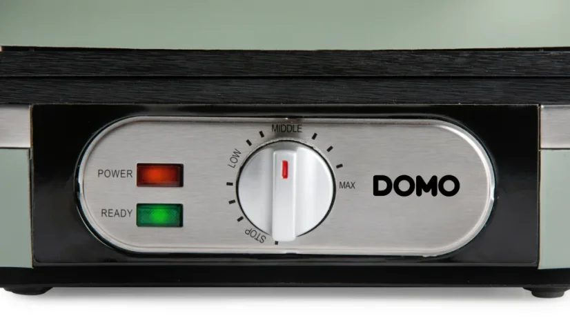 Vaflovač pro belgické vafle DOMO DO9273W