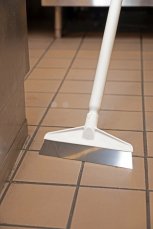 Vikan škrabka nerezová 245 mm červená, 29084