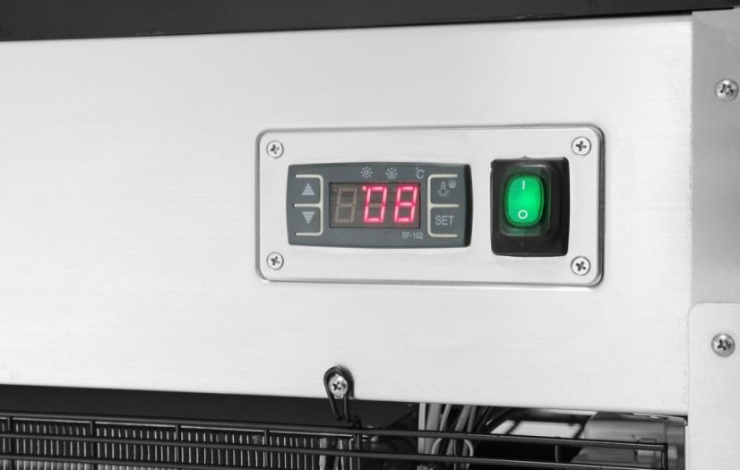Vitrína se 3 policemi, Arktic, 230V/480W, 833x650x(H)1460mm