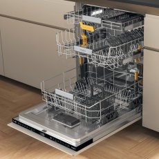 Vestavná myčka nádobí Whirlpool WH8IA15AM3TUS0