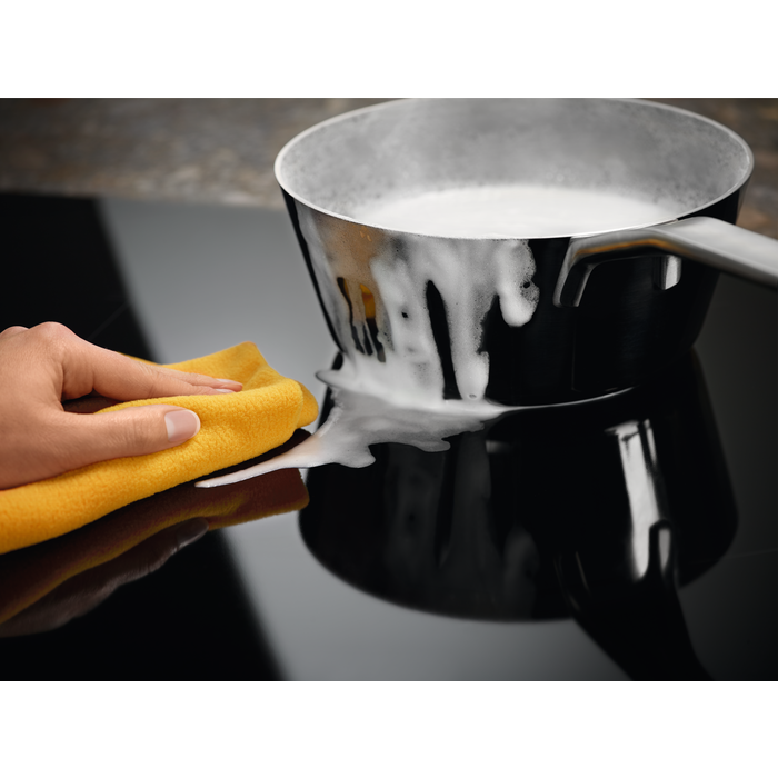 Indukční varná deska Electrolux Intuit LIR60430