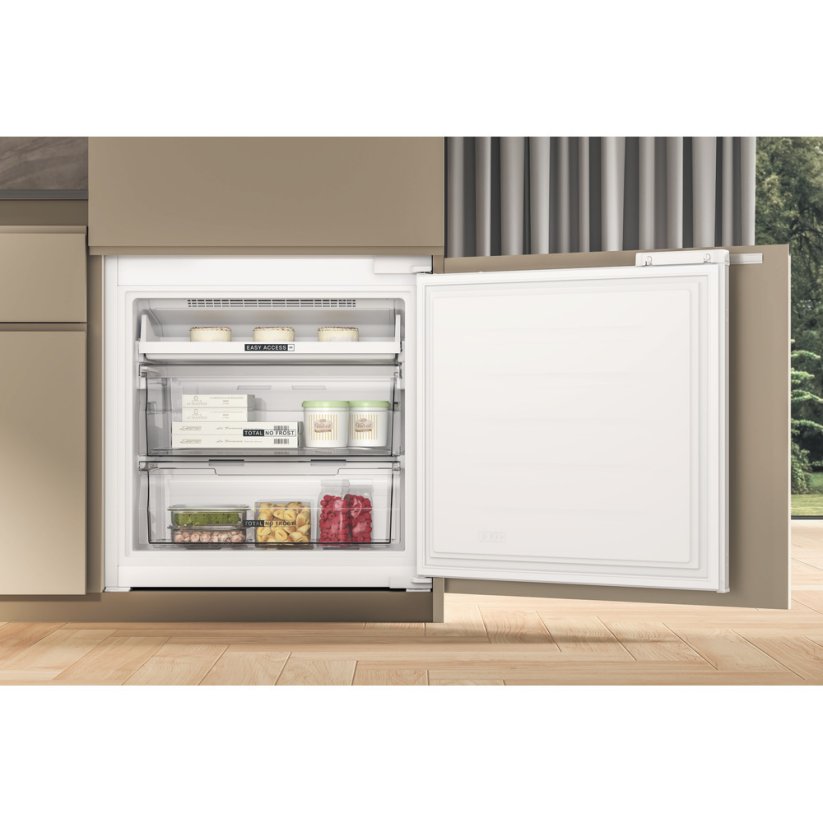 Vestavná chladnička Whirlpool WHSP70T232P