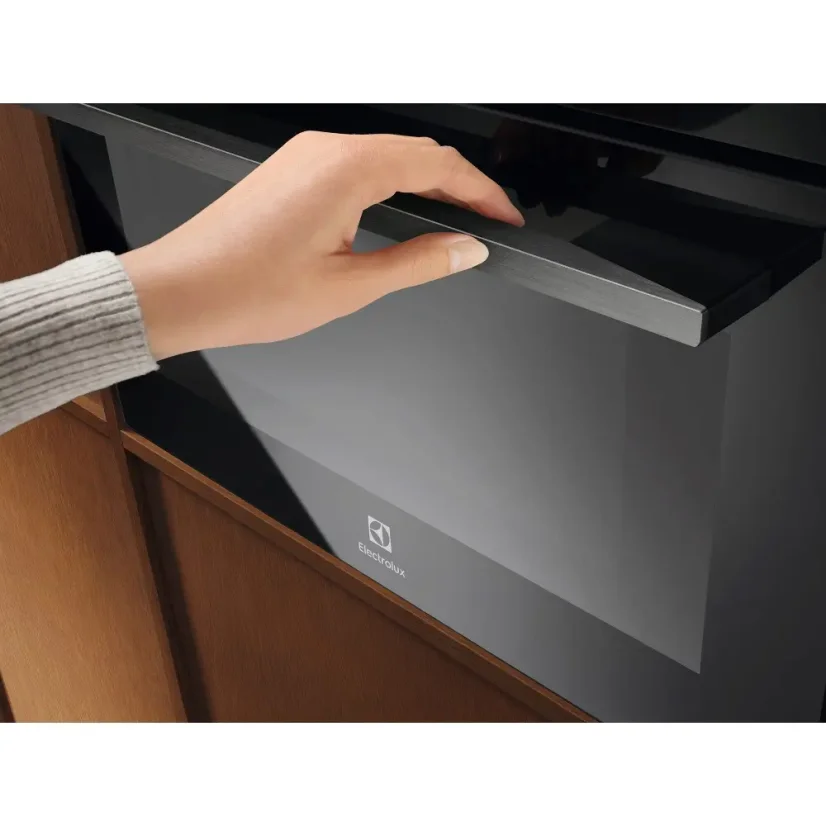 Vestavná trouba Electrolux KVLBE09H