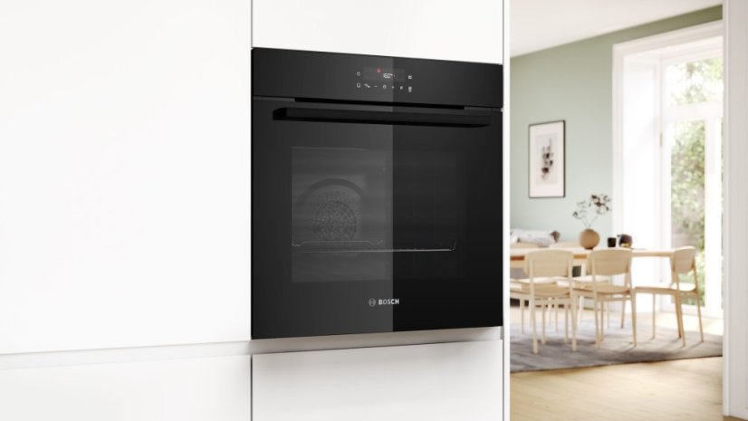 Vestavná trouba Bosch HBA572BB4