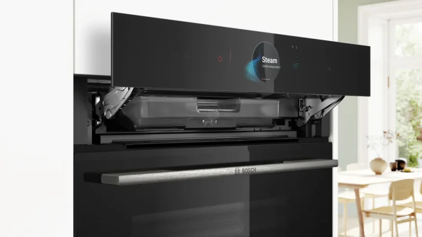 Vestavná parní trouba Bosch HSG7584B1