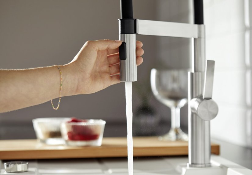 Blanco SONEA-S Flexo nerez kartáčovaný s černou sprchovou hadicí s přepínáním
