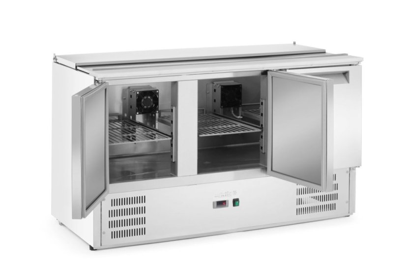 Třídveřový chlazený salátový stůl s odklápěcím víkem, Arktic, 219L, 230V/155W, 700x1365x(H)860mm